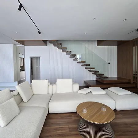 Vila Modern Luxury In Coast With Sea View & Private Garden *